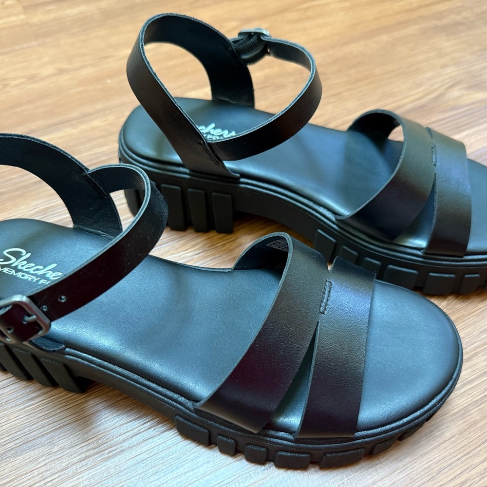 Skechers Black Modern Rugged 2.0 Sandals Women’s size 8